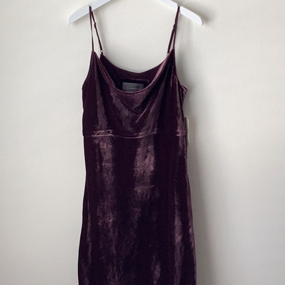 Anthropologie The Elyse Velvet Bias Slip Dress in Chocolate - Picture 8 of 11